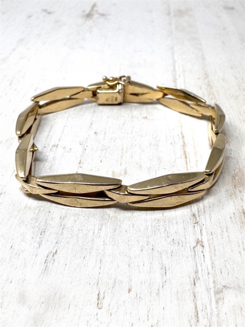 14K yellow gold elongated diamond link bracelet, made in Italy, 12.8G